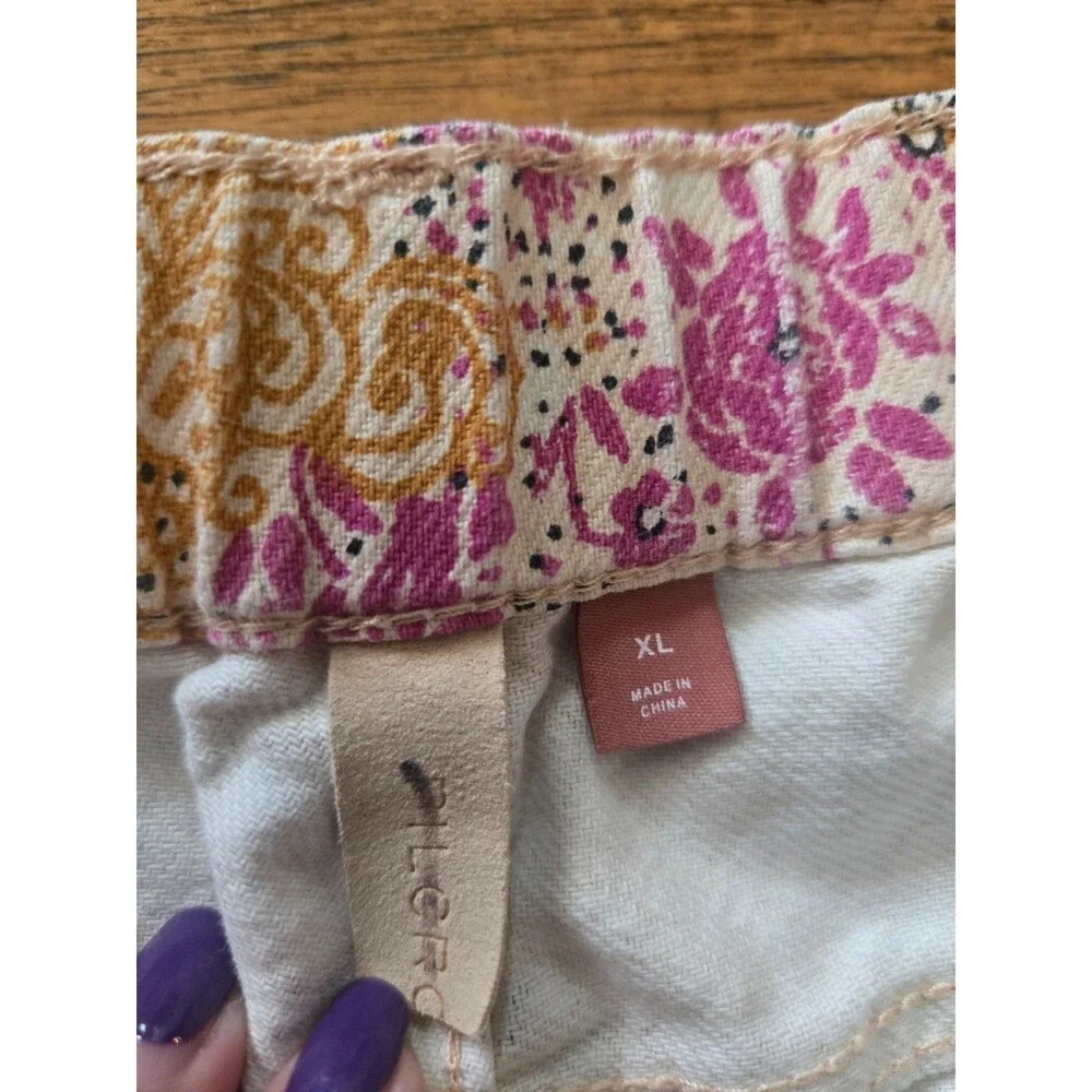 Anthropologie Pilcro High Rise Scrunchie Denim Shorts Printed Size X-Large - Picture 3 of 6
